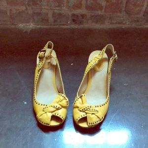 Frye Mustard Peep toe heels 7.5